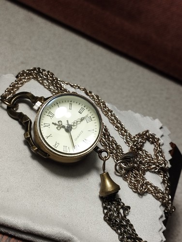 Montre pendentif forme - montre, boule